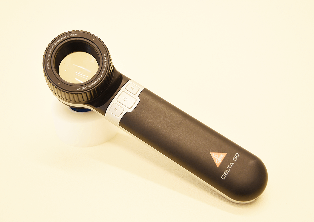 ダーモスコープ